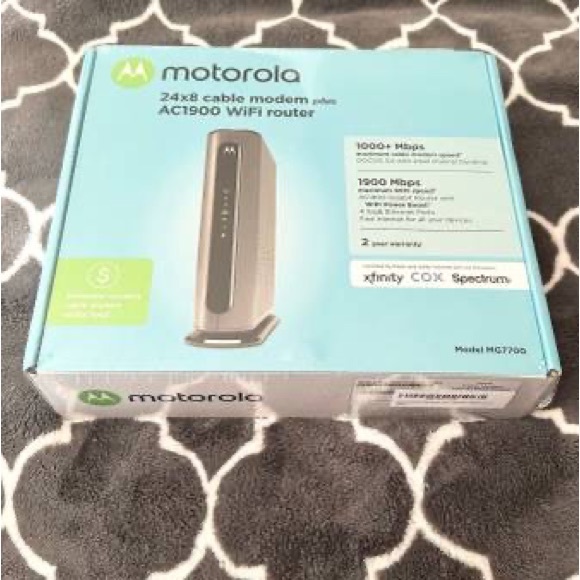 New Motorola MG7700 Modem WiFi Router Combo with Power Boost. Sealed in its box - Picture 1 of 10